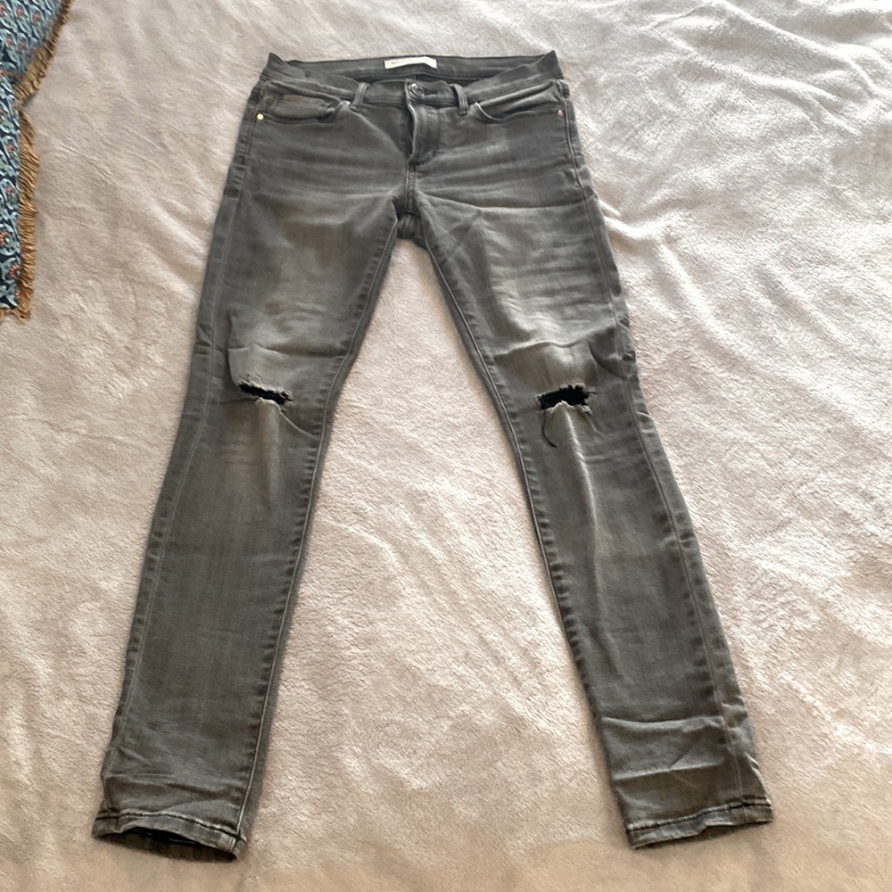 Banana Republic black/dark gray low waisted ripped jean, size 26P